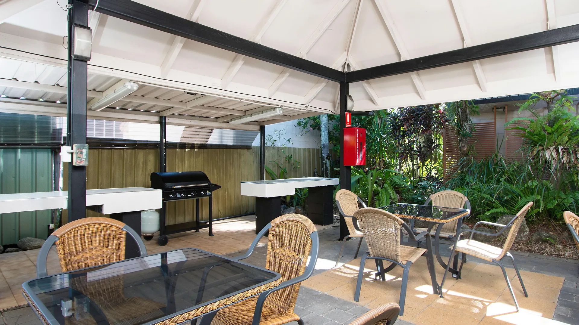 **** Aparthotel Cairns City Palms Australia